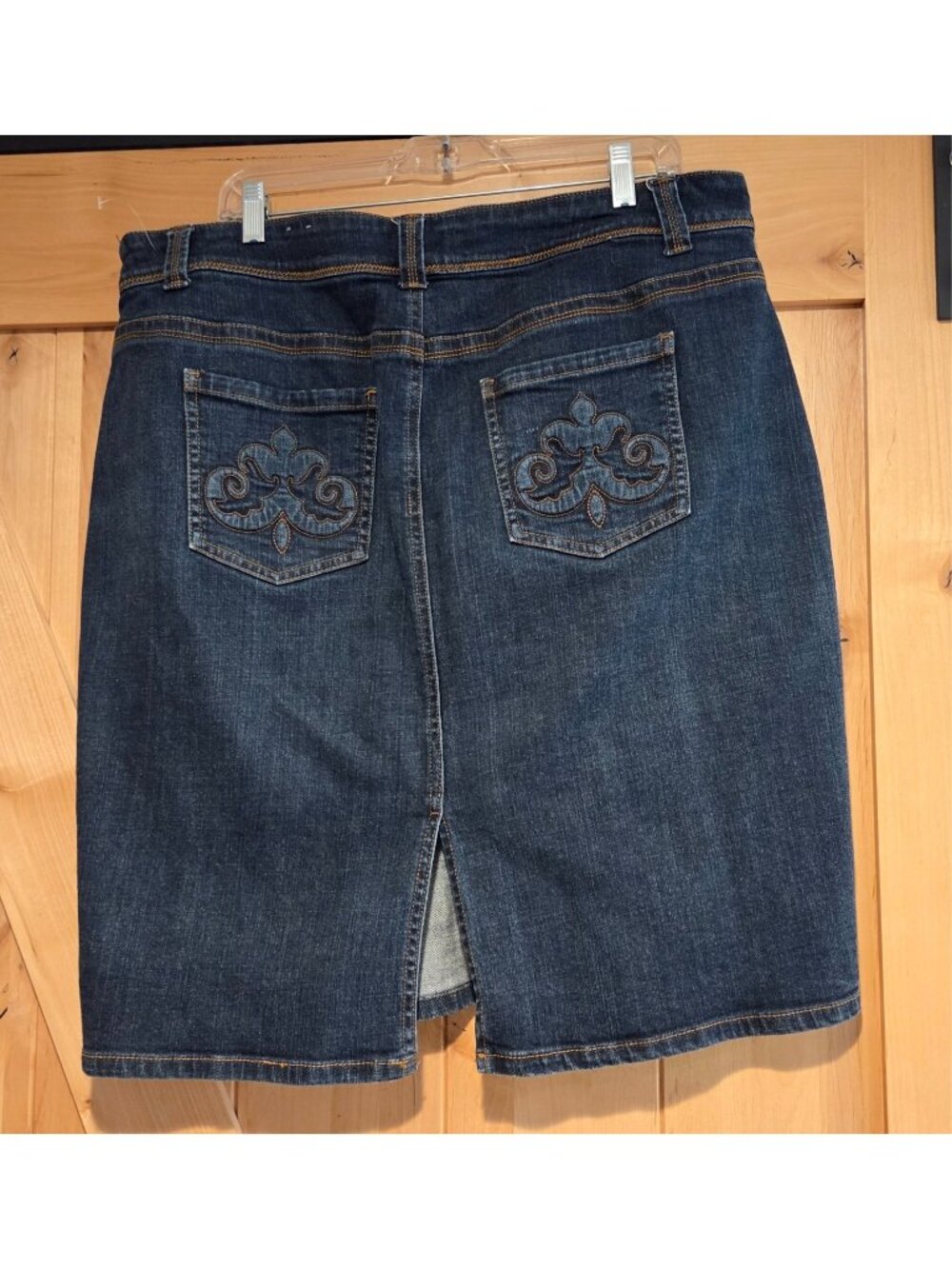 Venezia Lane Bryant Size 16 Stretch Denim Midi Skirt Medallion Pocket Side Panel